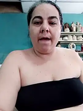 Snapshot of Golositadeamor chatting on May 2026 06:16:02 PM Golositadeamor online show from May 2026 06:16:02 PM
