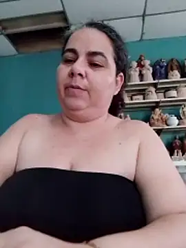 Snapshot of Golositadeamor chatting on May 2026 08:27:02 PM Golositadeamor online show from May 2026 08:27:02 PM
