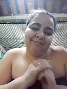 Snapshot of Golositadeamor chatting on May 2026 06:51:02 AM Golositadeamor online show from May 2026 06:51:02 AM