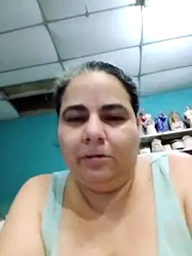 Snapshot of Golositadeamor chatting on May 2026 01:57:16 AM Golositadeamor online show from May 2026 01:57:16 AM