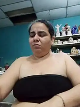 Snapshot of Golositadeamor chatting on May 2026 01:47:02 AM Golositadeamor online show from May 2026 01:47:02 AM