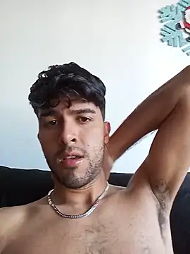 RodrigoColby2 online show from May 2026 09:10:01 PM