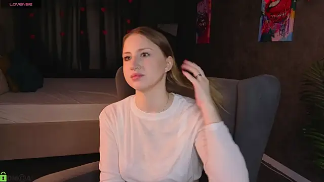 Snapshot of April_Jackson chatting on April 2026 01:05:02 AM April Jackson online show from April 2026 01:05:02 AM