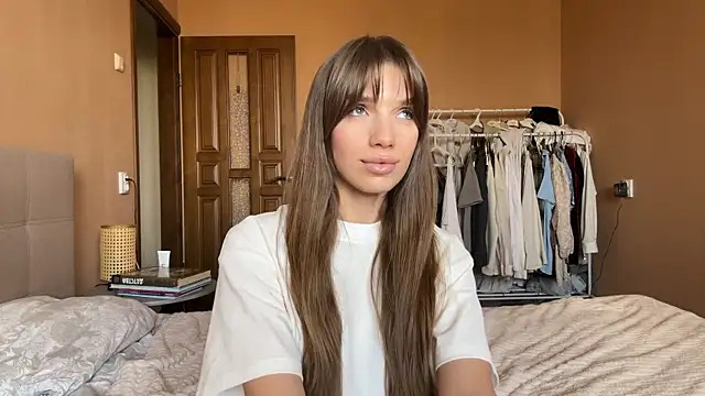 Snapshot of ArtieThoman chatting on April 2026 09:31:01 AM ArtieThoman online show from April 2026 09:31:01 AM