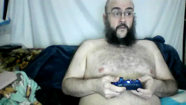 Snapshot of BriTheTopBear chatting on April 2026 02:27:02 AM BriTheTopBear online show from April 2026 02:27:02 AM