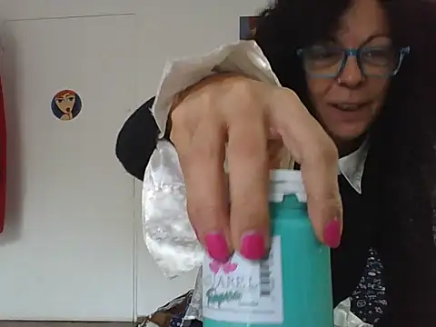 Snapshot of luly_mariposa chatting on May 2026 02:55:02 PM luly mariposa online show from May 2026 02:55:02 PM