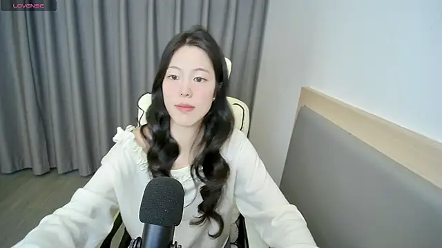 yizhixiaolulu online show from April 2026 06:14:01 AM