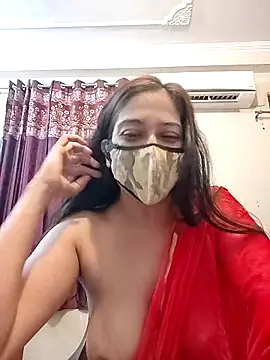 Snapshot of Aliyaa_bhat chatting on May 2026 07:58:01 AM Aliyaa bhat online show from May 2026 07:58:01 AM