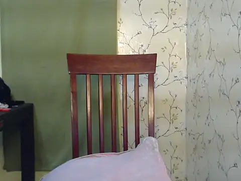 Snapshot of Yummy_Katrina chatting on April 2026 11:32:01 PM Yummy Katrina online show from April 2026 11:32:01 PM