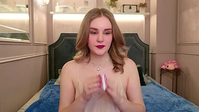 Snapshot of Molly_Voses chatting on May 2026 08:58:02 PM Molly Voses online show from May 2026 08:58:02 PM