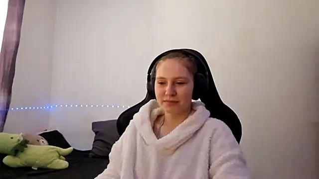 WesleyFrohling online show from April 2026 09:09:01 AM