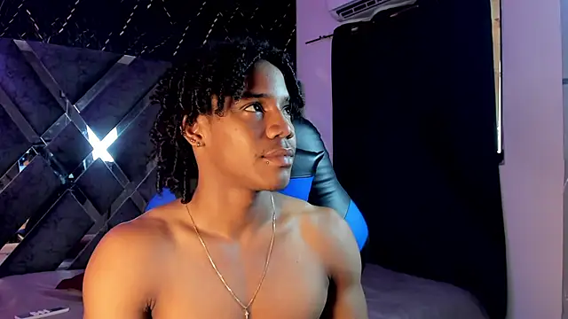 Snapshot of axel_silva4 chatting on April 2026 08:57:02 PM axel silva4 online show from April 2026 08:57:02 PM