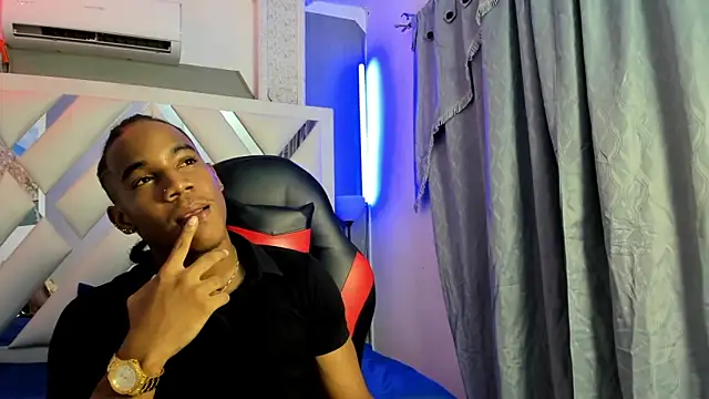 Snapshot of axel_silva4 chatting on May 2026 07:33:01 PM axel silva4 online show from May 2026 07:33:01 PM