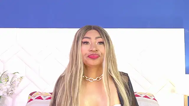 Snapshot of Kiara_Parker_ chatting on May 2026 05:19:01 PM Kiara Parker online show from May 2026 05:19:01 PM