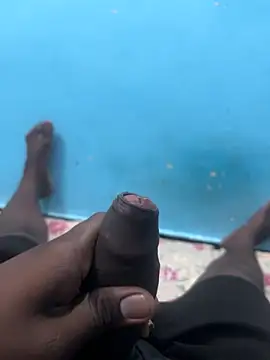 Snapshot of telugu_black_cock chatting on April 2026 11:00:02 AM telugu black cock online show from April 2026 11:00:02 AM