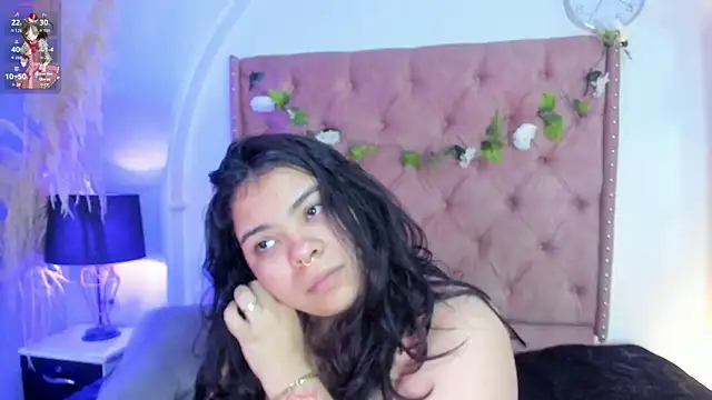 Snapshot of ROSELEI_ chatting on May 2026 09:29:02 AM ROSELEI online show from May 2026 09:29:02 AM
