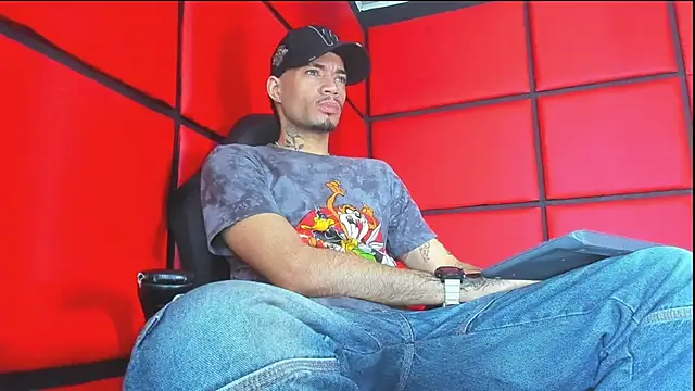 Daniel huge22 online show from June 2026 03:02:01 PM