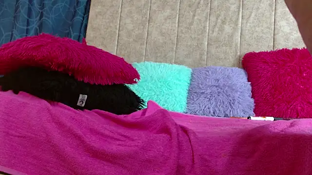 Melanie Slut nasty online show from June 2026 08:58:01 PM