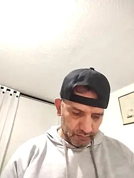 Snapshot of Senkoreman_hard chatting on April 2026 02:56:01 AM Senkoreman hard online show from April 2026 02:56:01 AM