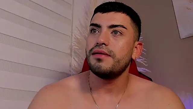 Alexander Diazz online show from May 2026 12:18:01 AM