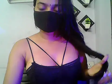 Snapshot of Saxy_Mony002 chatting on June 2026 12:59:01 AM Saxy Mony002 online show from June 2026 12:59:01 AM