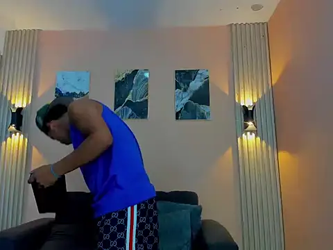 Snapshot of davisito_26 chatting on April 2026 04:06:02 AM davisito 26 online show from April 2026 04:06:02 AM