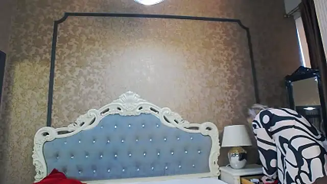 Snapshot of Ivy_Quin chatting on June 2026 04:30:02 AM Ivy Quin online show from June 2026 04:30:02 AM