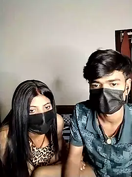 Love-Birdss online show from April 2026 05:06:01 PM