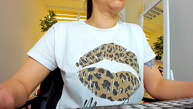 Tianniaa online show from May 2026 09:03:02 AM