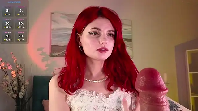 kittylunaa online show from May 2026 10:43:02 AM