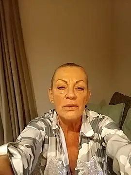 Snapshot of LadyBrigitte chatting on April 2026 05:18:01 PM LadyBrigitte online show from April 2026 05:18:01 PM