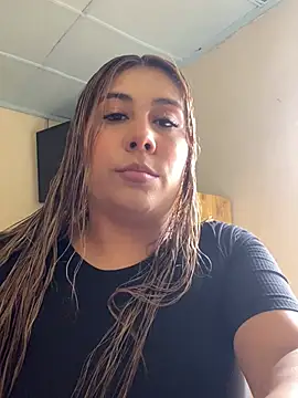 Snapshot of _BellaSmith_ chatting on June 2026 04:40:02 PM BellaSmith online show from June 2026 04:40:02 PM