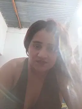 Snapshot of DiablaPecadora chatting on May 2026 04:43:02 AM DiablaPecadora online show from May 2026 04:43:02 AM