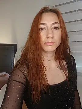 Snapshot of mollysweetx chatting on April 2026 07:42:01 PM mollysweetx online show from April 2026 07:42:01 PM
