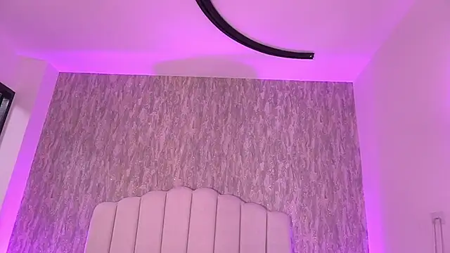 Snapshot of anne_bb chatting on May 2026 07:18:01 PM anne bb online show from May 2026 07:18:01 PM