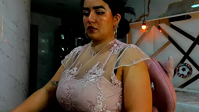 Snapshot of Sasha_tf chatting on July 2026 07:31:01 PM Sasha tf online show from July 2026 07:31:01 PM