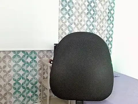 Snapshot of Deyancarson chatting on April 2026 04:01:01 PM Deyancarson online show from April 2026 04:01:01 PM