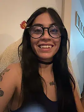 Snapshot of Kattze_ chatting on May 2026 11:55:02 PM Kattze online show from May 2026 11:55:02 PM