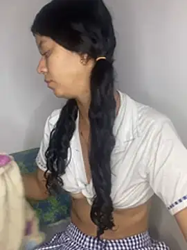 DarkSirenQueen online show from April 2026 10:39:02 AM
