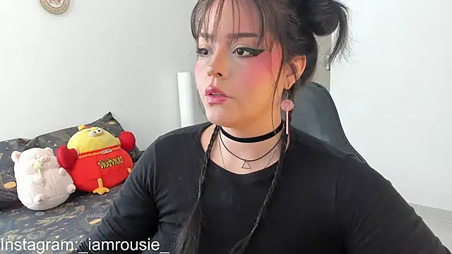  iamrousie  online show from May 2026 01:17:02 PM