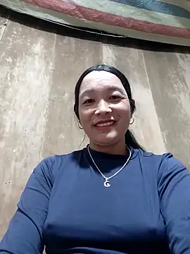 vanlucky2 online show from May 2026 11:29:01 AM