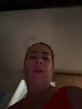 Snapshot of Natigoonzalez chatting on May 2026 02:22:01 PM Natigoonzalez online show from May 2026 02:22:01 PM