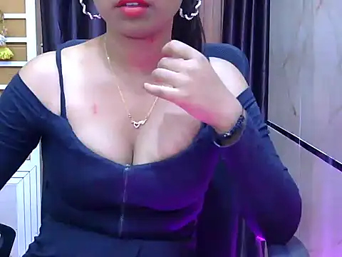 Snapshot of Bold-Ankita chatting on May 2026 05:58:01 AM Bold-Ankita online show from May 2026 05:58:01 AM