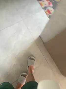 Snapshot of liming187 chatting on April 2026 06:19:01 AM liming187 online show from April 2026 06:19:01 AM