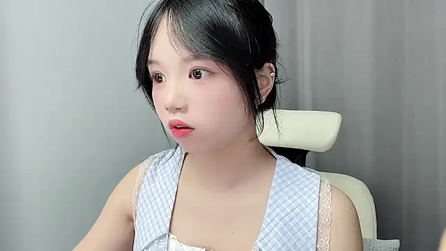 Snapshot of Xiaoqing00 chatting on May 2026 03:02:01 AM Xiaoqing00 online show from May 2026 03:02:01 AM
