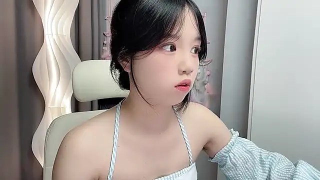 Snapshot of Xiaoqing00 chatting on May 2026 03:24:02 AM Xiaoqing00 online show from May 2026 03:24:02 AM