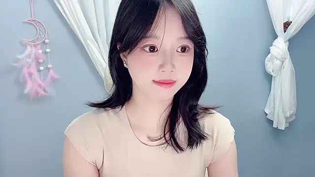 Xiaoqing00 online show from June 2026 05:42:02 AM