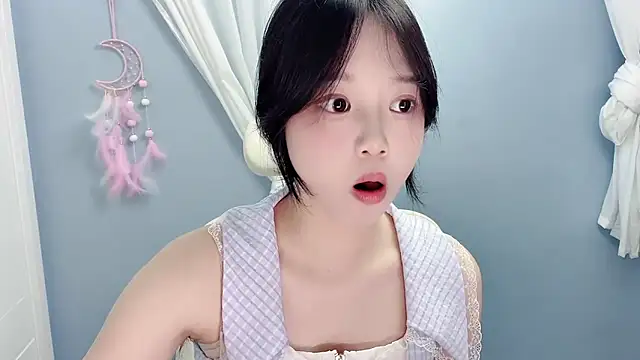Xiaoqing00 online show from June 2026 10:52:01 AM