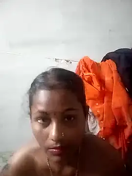 amishaah92 online show from April 2026 09:16:01 PM