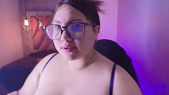 Snapshot of Dreamboo__ chatting on May 2026 11:48:02 AM Dreamboo online show from May 2026 11:48:02 AM